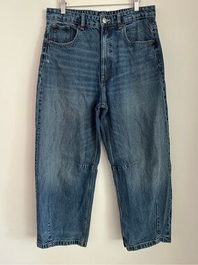 Zara Barrel Jeans Size 8